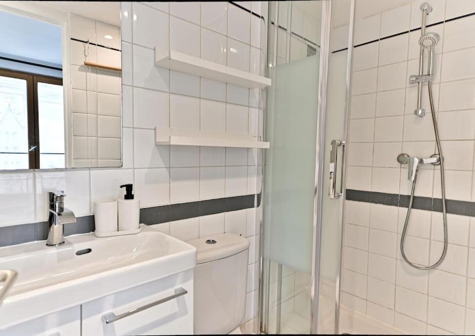 Appartement Paisible Et Central Rivoli Paris Exterior photo